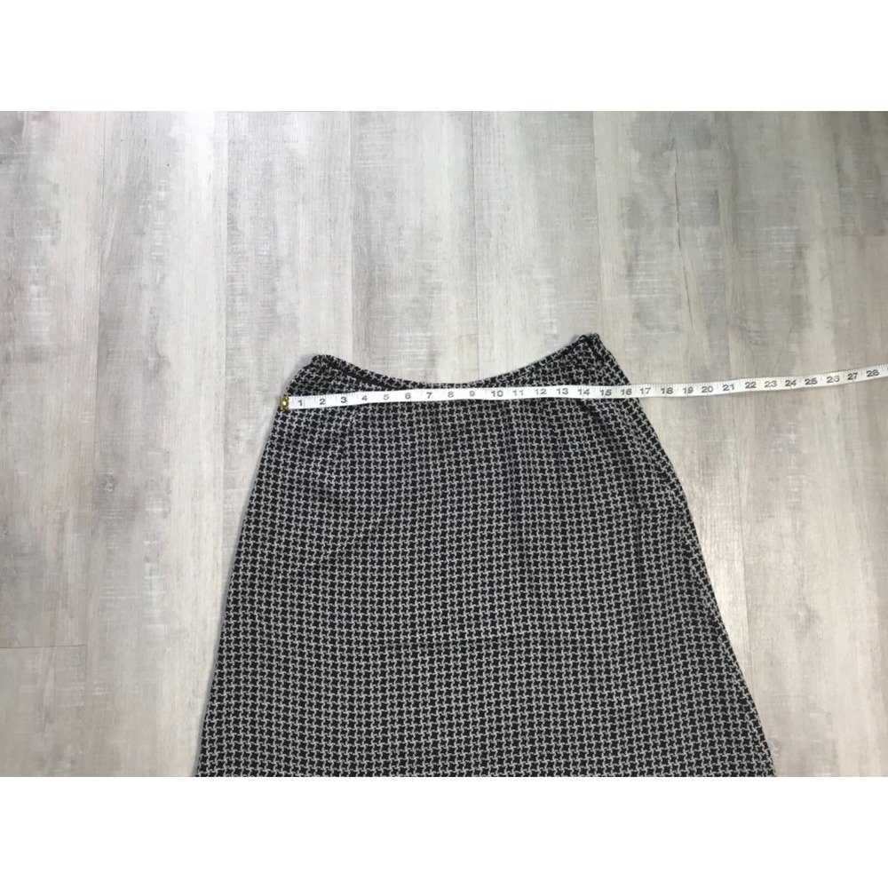 Talbots Womans Size 8 100% Pure Silk A-Line‎ Skirt Lined Side Zip Black, White - Picture 8 of 12